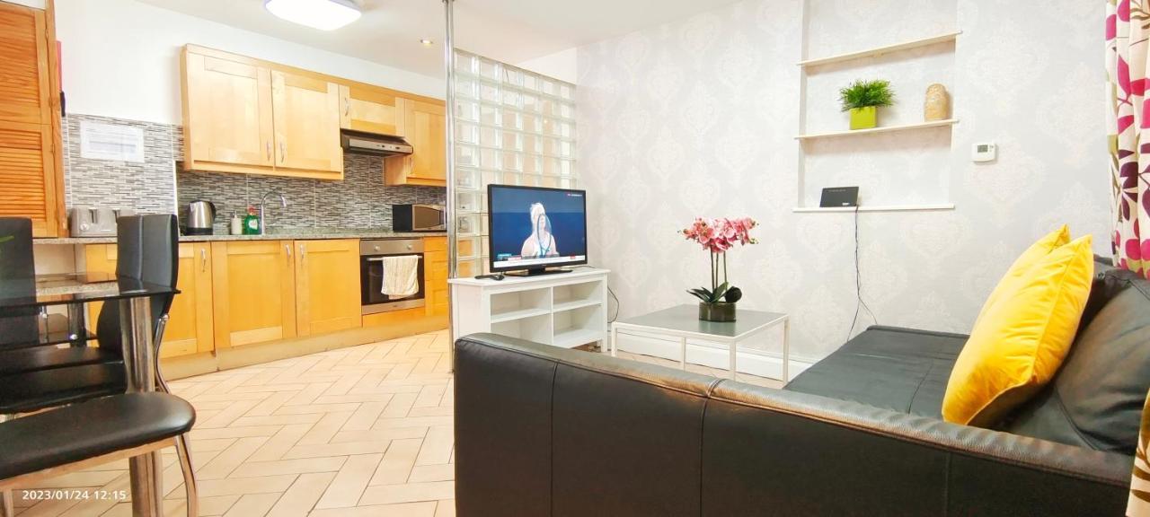 Appartamento Tulip B At Regent'S Park Londra Esterno foto